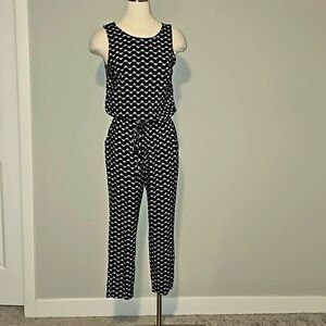 Old Navy Black & White Patterned Sleeveless Cinch waist jumpsuit Size S/P